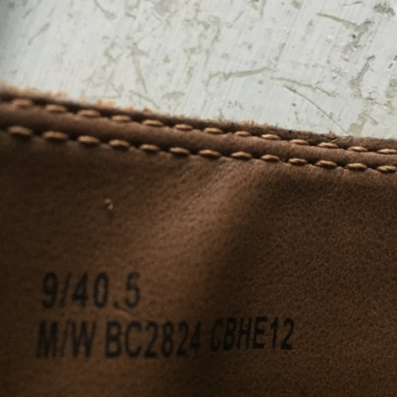 Born b.o.c. Clogs - Picture 14 of 16